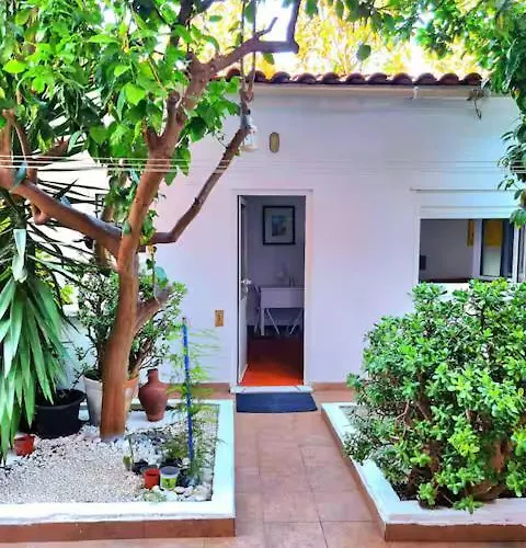 Charm -patio & Gym *