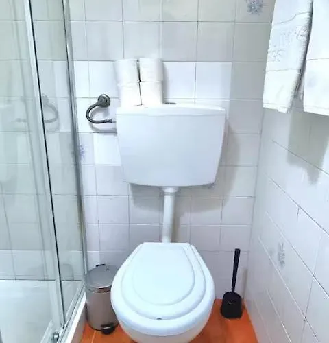 Charm -patio & Gym * Lisboa